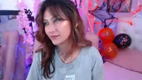 Katteyes online show from 10/20/25, 12:44
