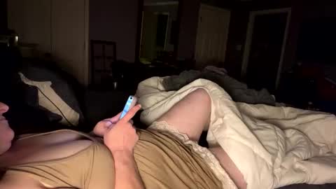 Snapshot of miss_kellyjo chatting on 12/18/25, 04:51 miss_kellyjo online show from 12/18/25, 04:51