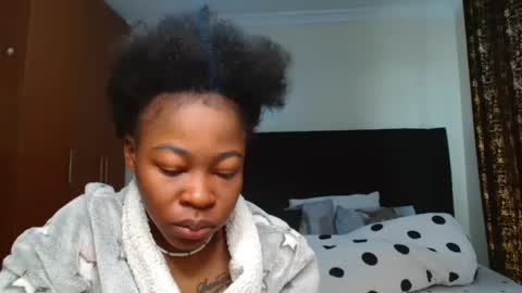 Snapshot of miss_kiarrafit chatting on 01/13/25, 11:30 Miss Kiarrafit online show from 01/13/25, 11:30