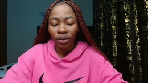 Snapshot of miss_kiarrafit chatting on 02/07/25, 01:04 Miss Kiarrafit online show from 02/07/25, 01:04