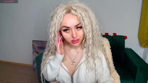 miss_kiten online show from 02/11/25, 07:48