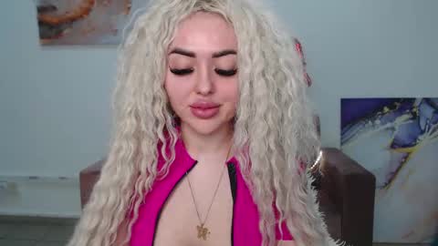 miss_kiten online show from 03/04/25, 11:54