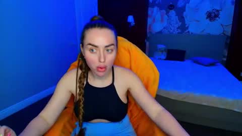 Snapshot of miss_kiten chatting on 07/15/26, 06:46 miss_kiten online show from 07/15/26, 06:46