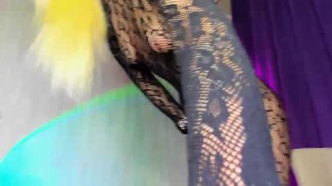 Sonya online show from 10/26/25, 10:43