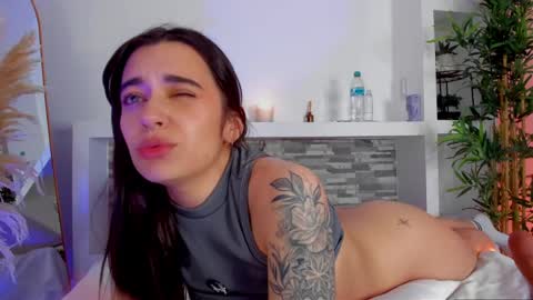 Snapshot of miss_lanaa chatting on 03/03/25, 03:52 Alana online show from 03/03/25, 03:52