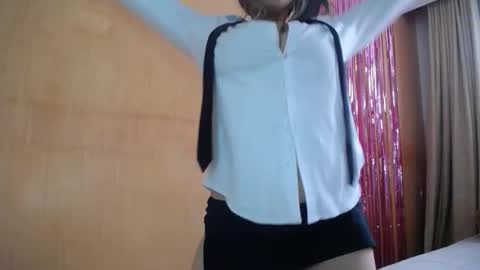 lilieth  online show from 01/06/26, 04:00