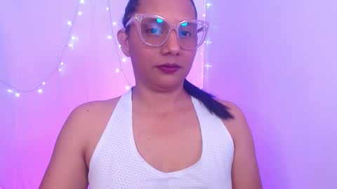 Snapshot of miss_londoon chatting on 10/11/25, 09:19 LONDON online show from 10/11/25, 09:19