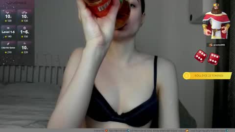 Snapshot of miss_madonnaa chatting on 11/05/25, 01:44 Jenny online show from 11/05/25, 01:44