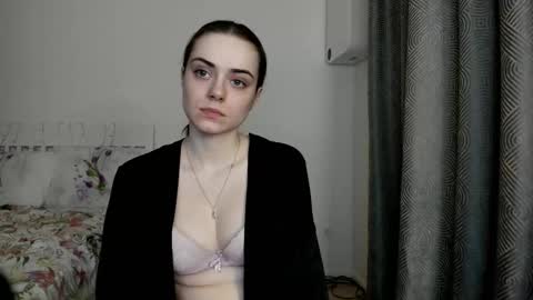 Snapshot of miss_madonnaa chatting on 11/20/25, 03:23 Jenny online show from 11/20/25, 03:23