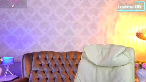   online show from 11/02/25, 06:38