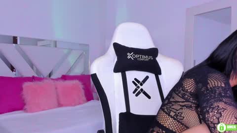   online show from 01/15/25, 10:17