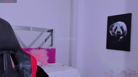   online show from 06/26/26, 12:09