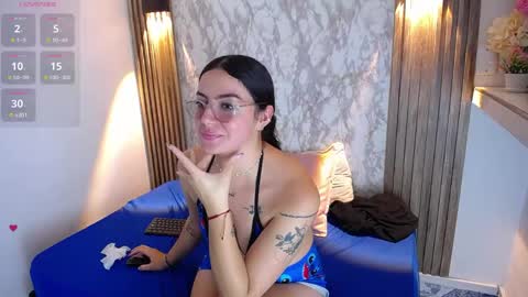 Snapshot of miss_merlin_ chatting on 04/23/26, 12:29 Merlin online show from 04/23/26, 12:29