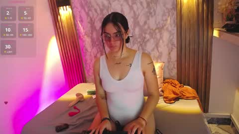 Snapshot of miss_merlin_ chatting on 05/01/26, 02:27 Merlin online show from 05/01/26, 02:27