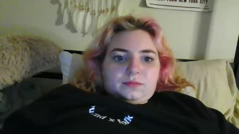 Snapshot of miss_miseryxo chatting on 04/22/26, 04:26 bri online show from 04/22/26, 04:26