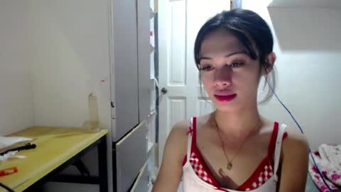 Snapshot of miss_moheera_xxx chatting on 07/27/26, 02:07 Moheera online show from 07/27/26, 02:07