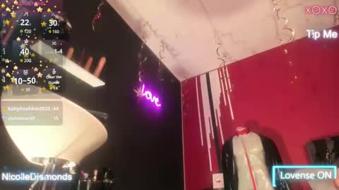 Snapshot of miss_nicolesds chatting on 01/21/25, 05:09 Miss Nicole online show from 01/21/25, 05:09