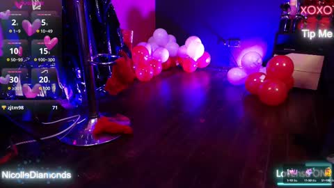 Snapshot of miss_nicolesds chatting on 02/19/25, 06:43 Miss Nicole online show from 02/19/25, 06:43