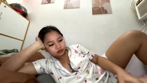 Snapshot of miss_peachyxxx chatting on 05/25/26, 07:03 Lyn online show from 05/25/26, 07:03