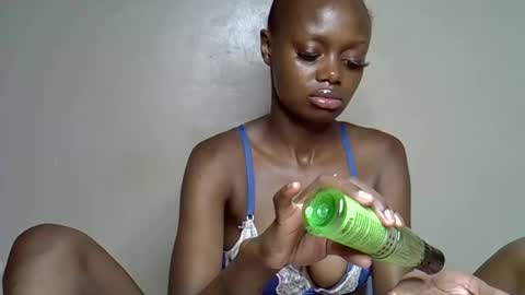 miss_pretty1 online show from 01/15/26, 08:23