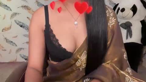 miss_queen99 online show from 11/21/25, 07:18