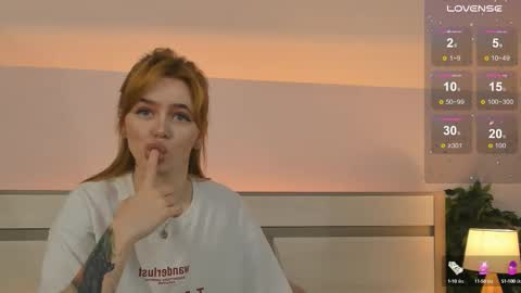 Snapshot of miss_redfox chatting on 09/15/25, 03:17 Margo online show from 09/15/25, 03:17