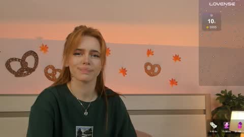 Snapshot of miss_redfox chatting on 09/23/25, 03:31 Margo online show from 09/23/25, 03:31