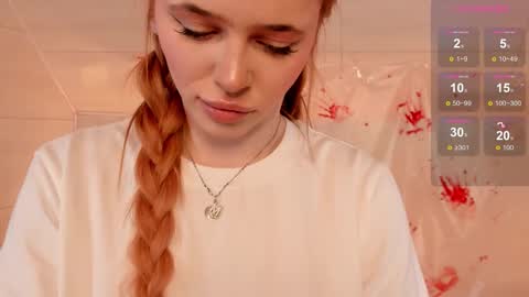 Snapshot of miss_redfox chatting on 10/19/25, 03:07 Margo online show from 10/19/25, 03:07