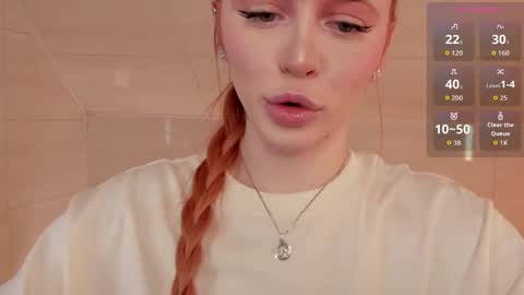 Snapshot of miss_redfox chatting on 11/06/25, 03:40 Margo online show from 11/06/25, 03:40