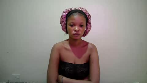 Snapshot of miss_rihanna2 chatting on 04/29/26, 05:06 miss_rihanna2 online show from 04/29/26, 05:06