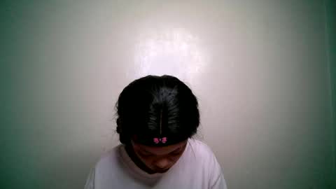 Snapshot of miss_rihanna2 chatting on 06/30/26, 01:17 miss_rihanna2 online show from 06/30/26, 01:17