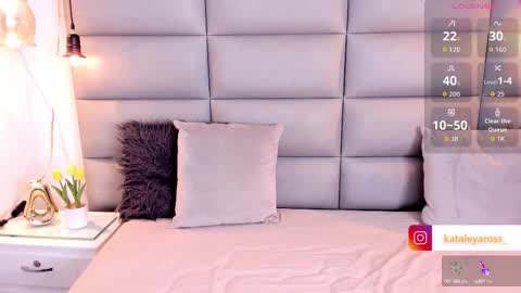 Snapshot of miss_ross_ chatting on 10/12/25, 04:33 onlyfanskataleyaross online show from 10/12/25, 04:33