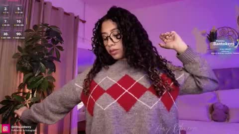 Snapshot of miss_sidney chatting on 09/25/25, 01:15 Amy Olivera online show from 09/25/25, 01:15