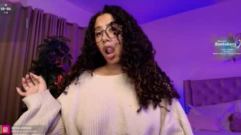 Snapshot of miss_sidney chatting on 09/27/25, 11:59 Amy Olivera online show from 09/27/25, 11:59