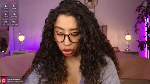 Snapshot of miss_sidney chatting on 11/13/25, 01:21 Amy Olivera online show from 11/13/25, 01:21