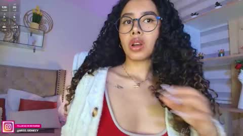 Snapshot of miss_sidney chatting on 11/27/25, 12:40 Amy Olivera online show from 11/27/25, 12:40