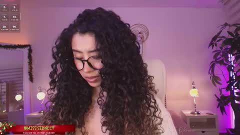 Snapshot of miss_sidney chatting on 12/04/25, 12:58 Amy Olivera online show from 12/04/25, 12:58