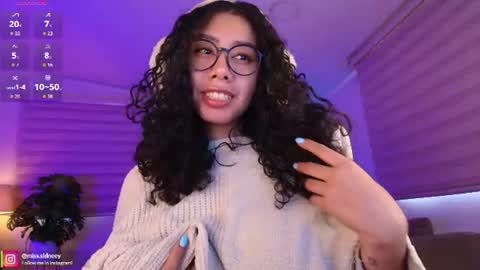 Snapshot of miss_sidney chatting on 06/19/26, 12:53 Amy Olivera online show from 06/19/26, 12:53