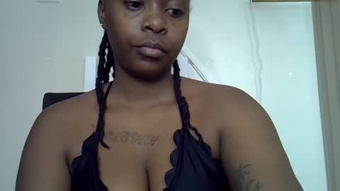 Snapshot of miss_sinphoria chatting on 11/08/25, 08:03 Miss online show from 11/08/25, 08:03