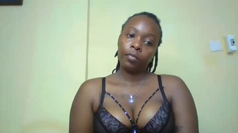 Snapshot of miss_sinphoria chatting on 02/19/26, 06:59 Miss online show from 02/19/26, 06:59