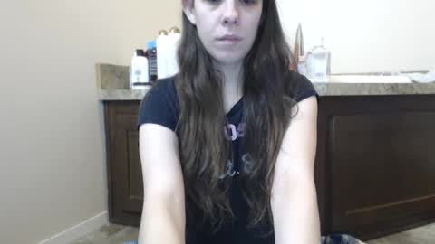 Bella online show from 01/31/25, 01:43