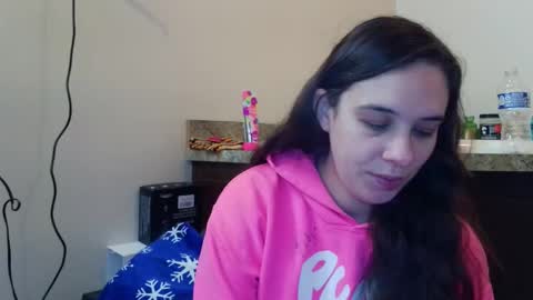 Bella online show from 12/03/25, 04:38