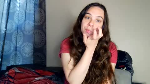 Snapshot of miss_sunshine01 chatting on 08/04/26, 03:14 Bella online show from 08/04/26, 03:14