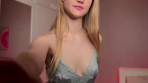 Emily online show from 01/07/25, 01:03