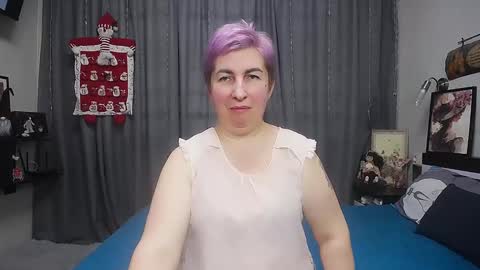 Snapshot of miss_tasha_kom chatting on 12/18/24, 08:09 miss_tasha_kom online show from 12/18/24, 08:09
