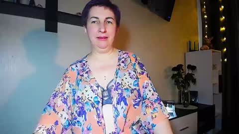 Snapshot of miss_tasha_kom chatting on 02/06/25, 12:16 miss_tasha_kom online show from 02/06/25, 12:16