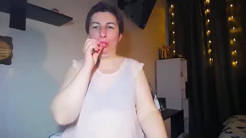 Snapshot of miss_tasha_kom chatting on 03/04/25, 06:47 miss_tasha_kom online show from 03/04/25, 06:47