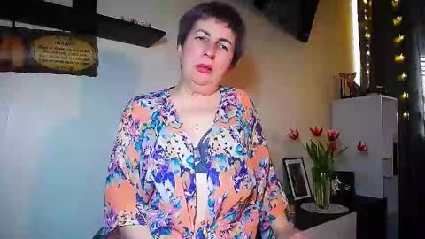 Snapshot of miss_tasha_kom chatting on 03/10/25, 11:10 miss_tasha_kom online show from 03/10/25, 11:10