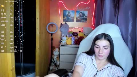 Snapshot of miss_tasy chatting on 10/05/25, 06:34 Melanie January 15th is my birthday there will be an interesting show online show from 10/05/25, 06:34