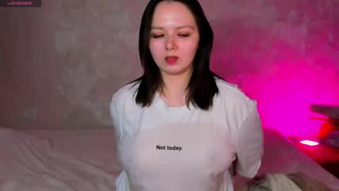 Snapshot of miss_teasee chatting on 04/15/26, 10:11 JULIE online show from 04/15/26, 10:11